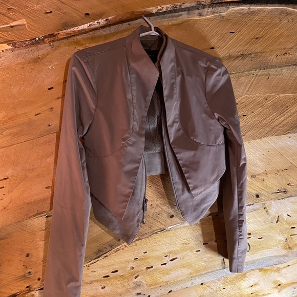 BCBGmaxaria jacket size xsmall - Picture 3 of 4